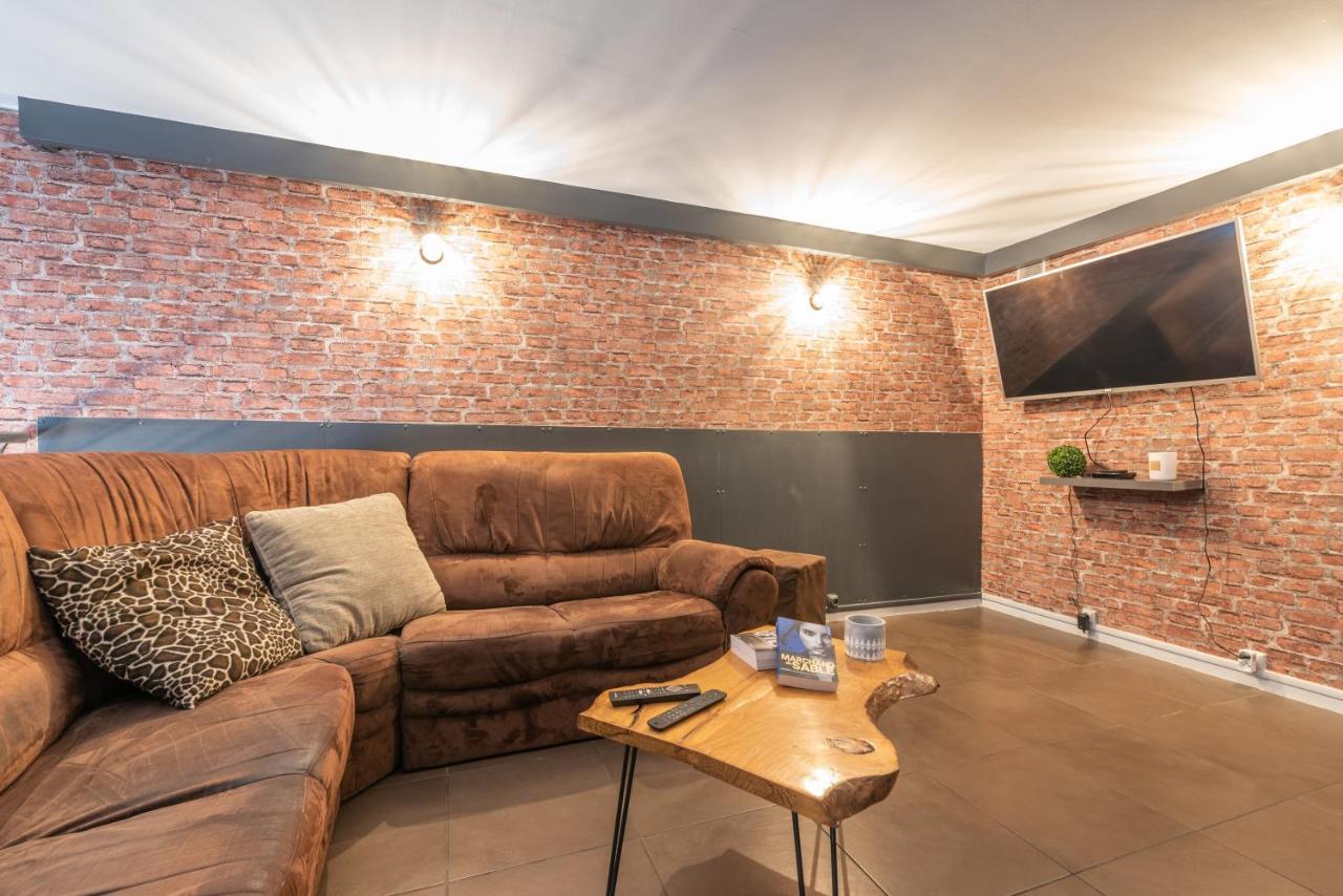 Loft Industriel En Centre Ville Le Puy-en-Velay Esterno foto